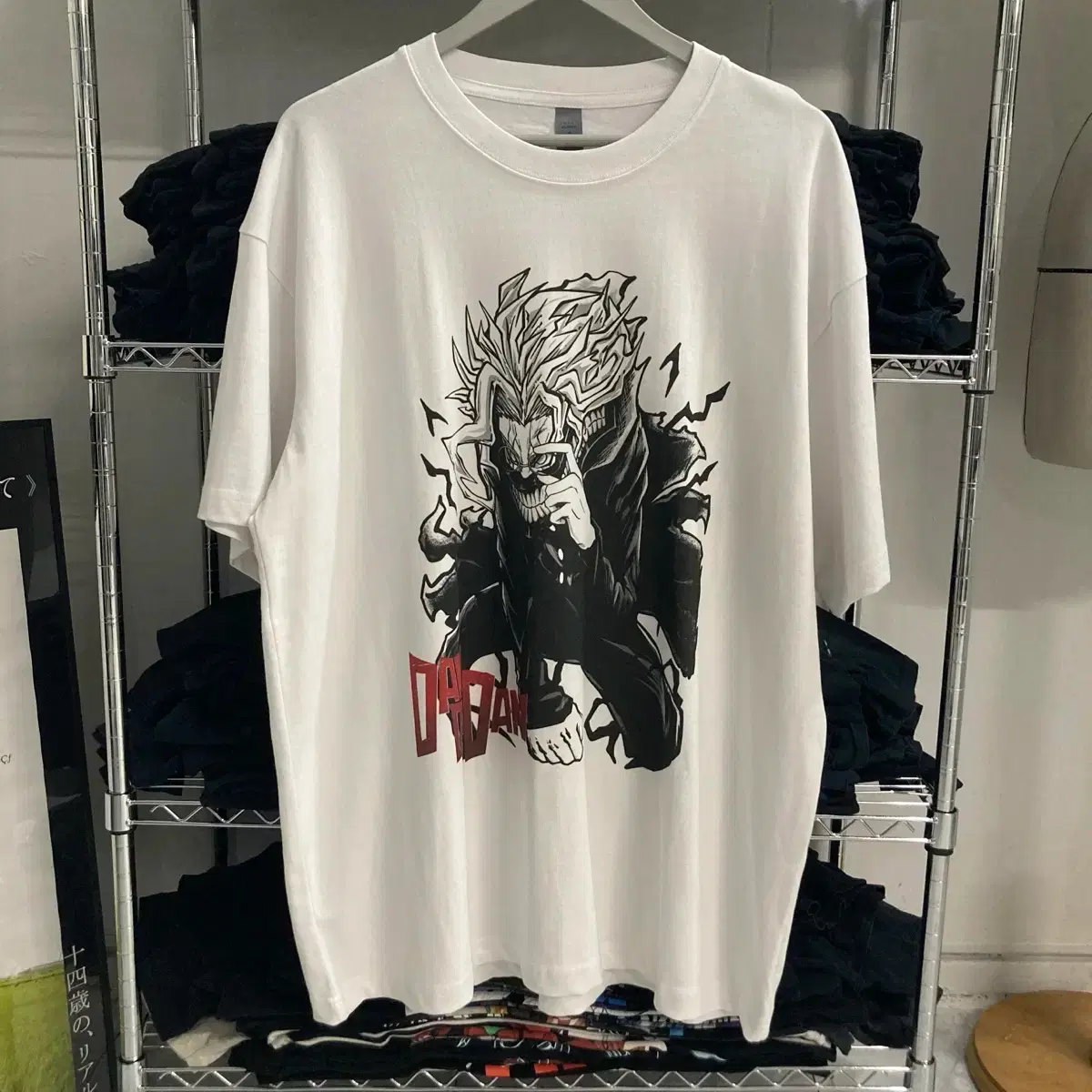 ダンダダン海賊版アニメ t シャツ